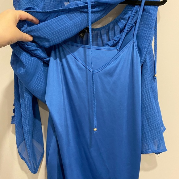 •2/$35• NWOT Alyx Sheer Blue Blouse with Matching Cami - Picture 5 of 5